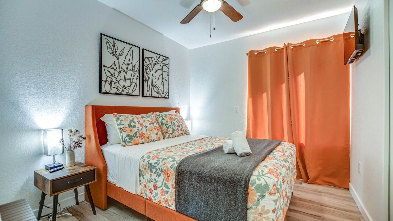 Photo of Bedroom in Mesa Grande