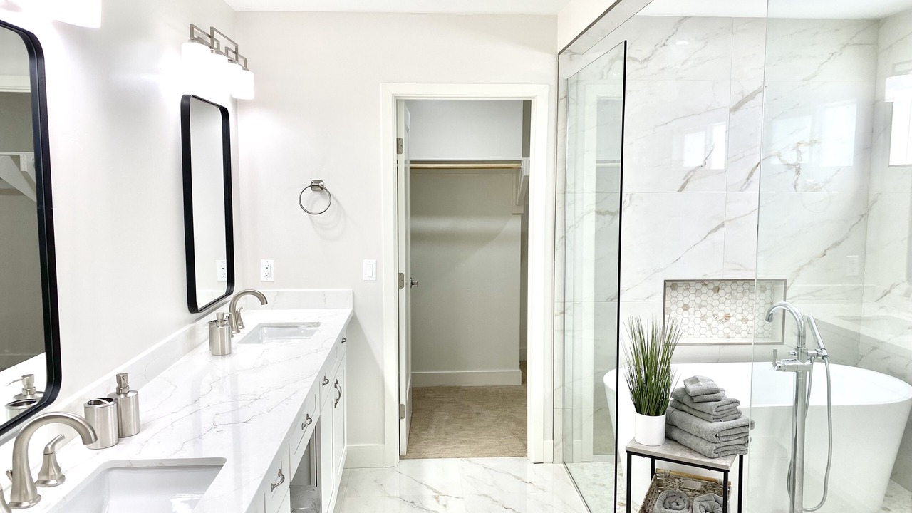 Photo of Bathroom in Raskin Estates