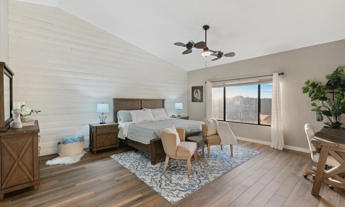 Photo of Bedroom in Glendale