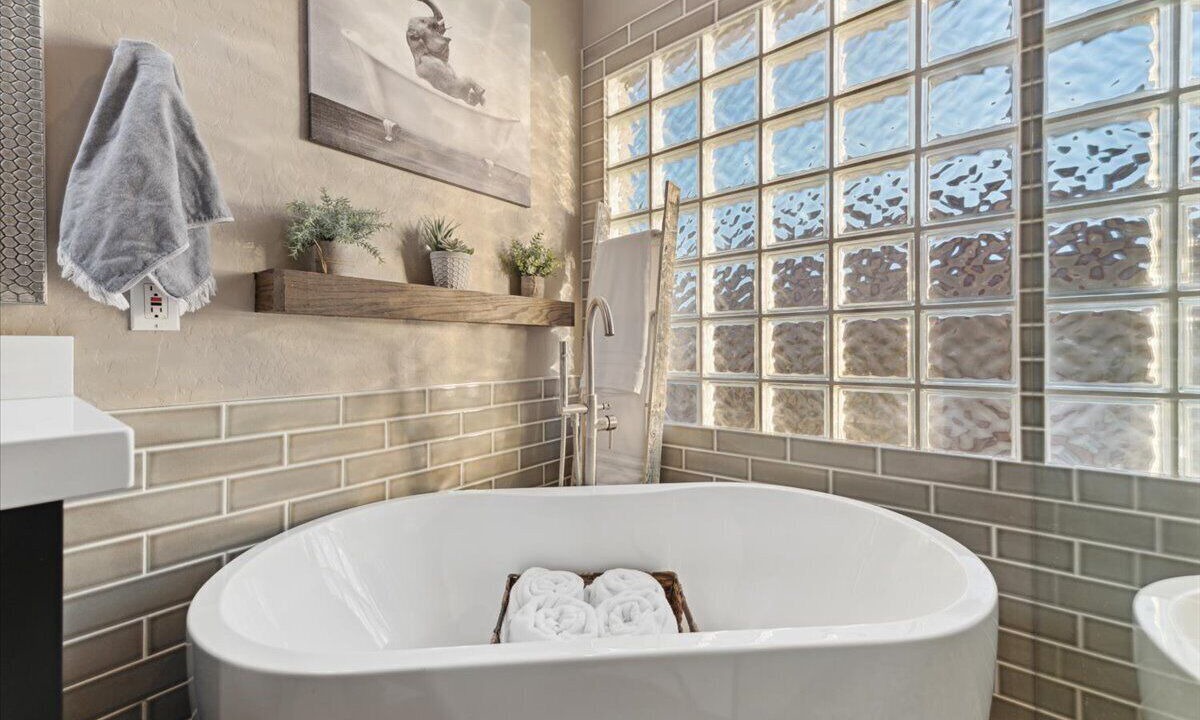 Photo of Bathroom in Glendale