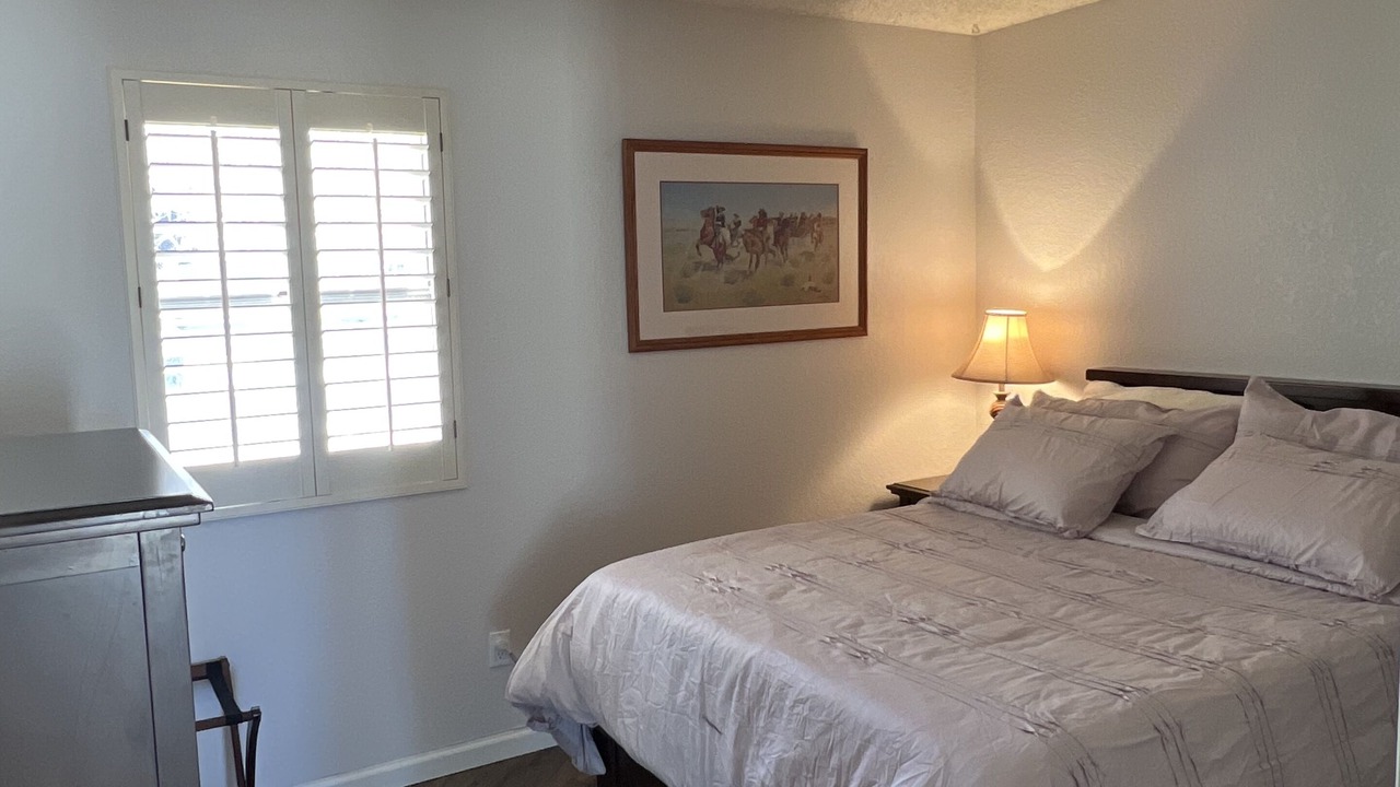 Photo of Bedroom in South Mountain