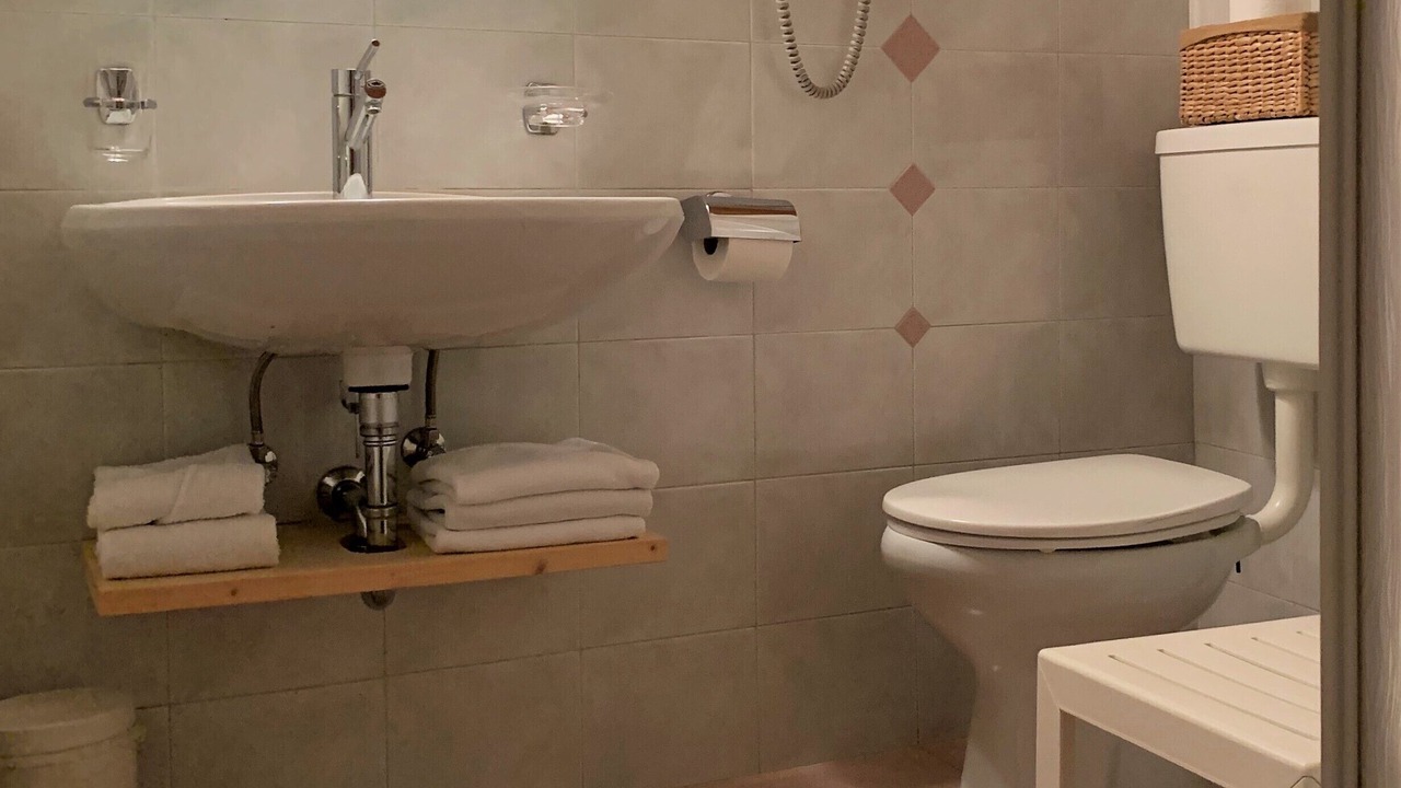 Photo of Bathroom in Nalles