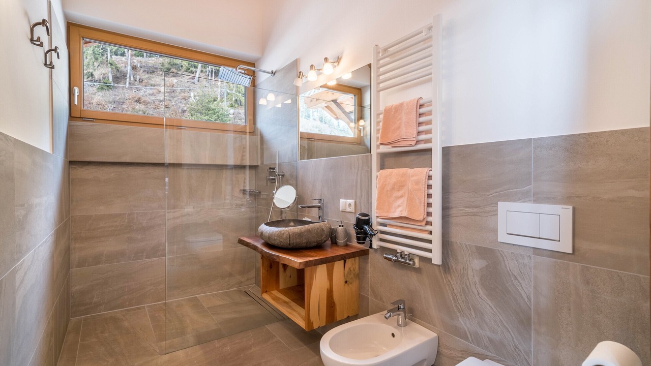Photo of Bathroom in Verano
