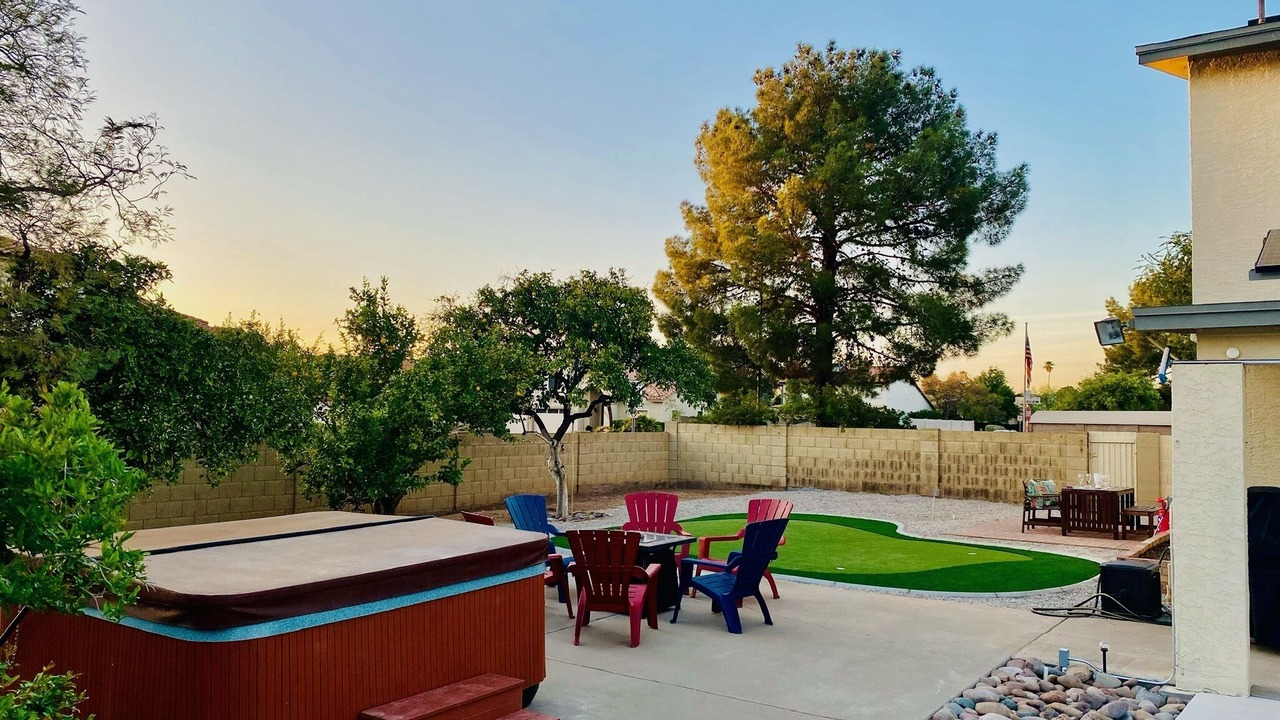 Photo of Others in Paradise Valley Village