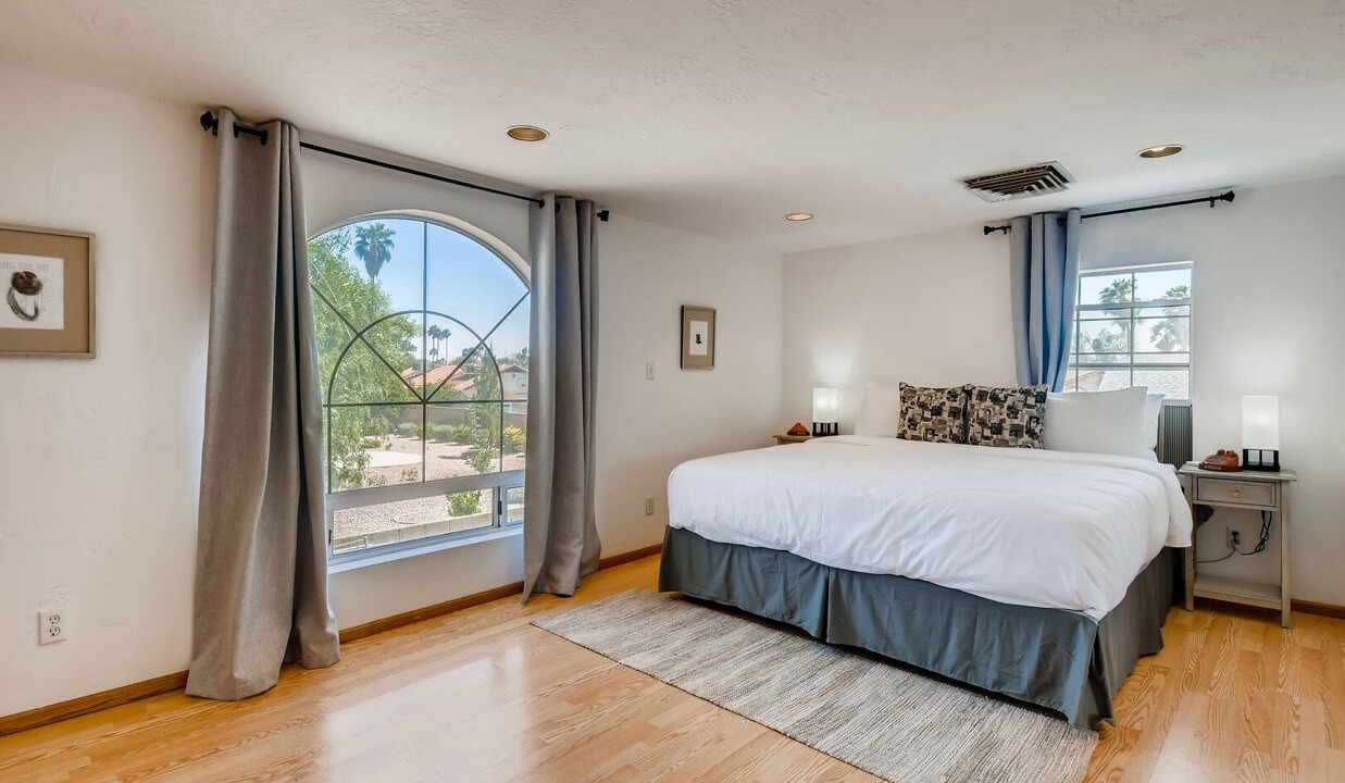 Photo of Bedroom in Paradise Valley Village