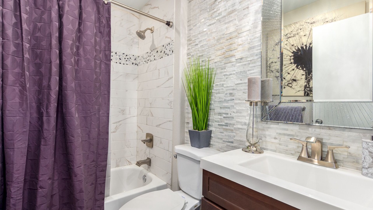 Photo of Bathroom in Desert Ridge