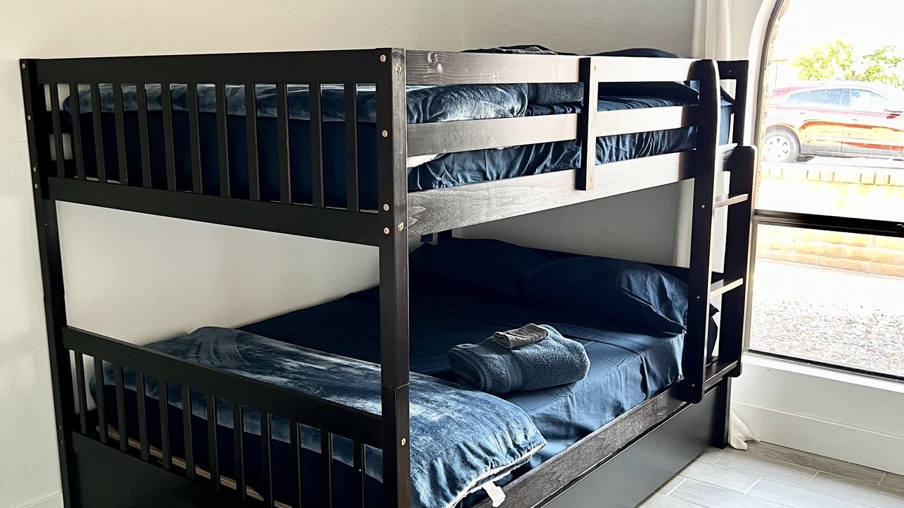 Photo of Bedroom in Paradise Valley Village