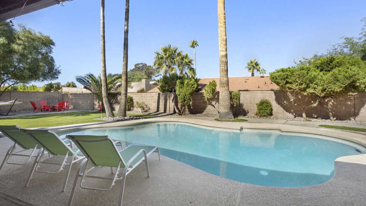Photo of Outdoor in Paradise Valley Village