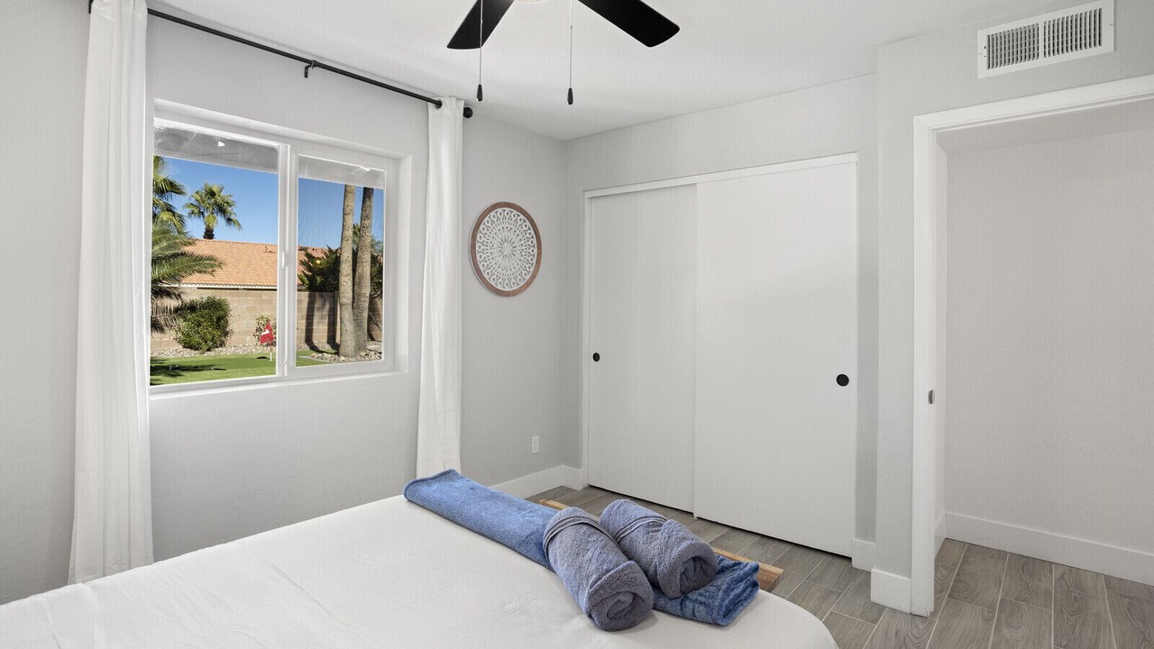 Photo of Bedroom in Paradise Valley Village