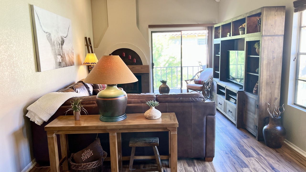 Photo of Livingroom in Scottsdale Ranch