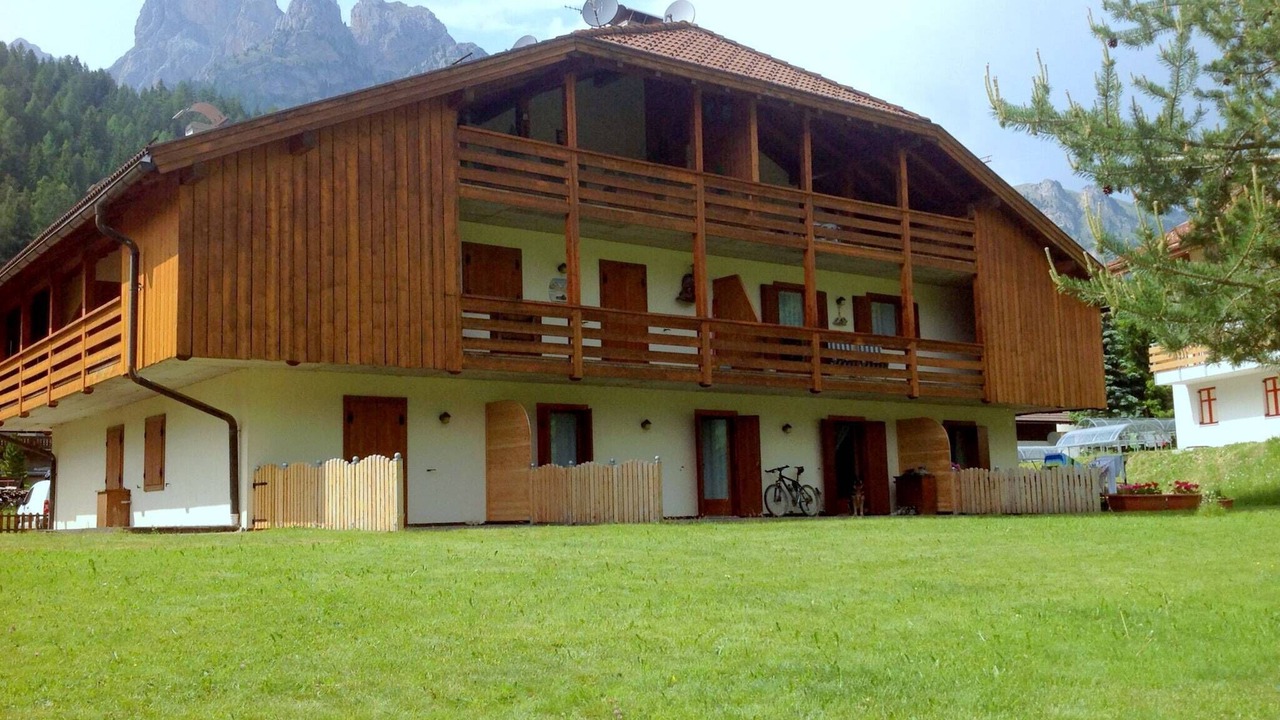 Photo of Outdoor in Pera