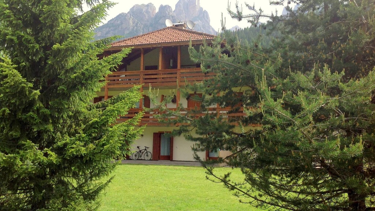 Photo of Outdoor in Pera