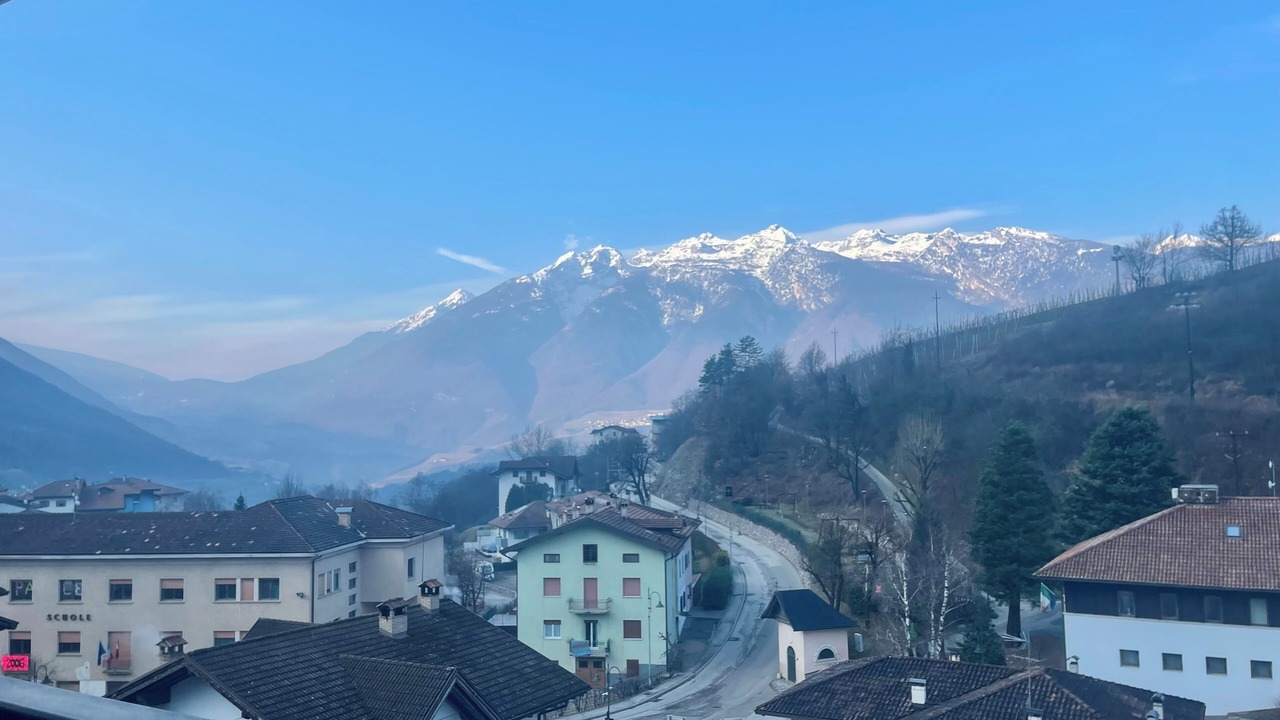 Photo of Outdoor in Ton