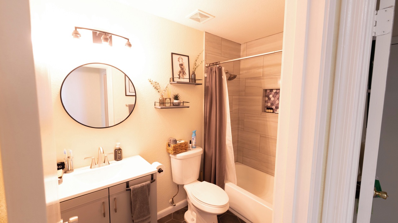 Photo of Bathroom in Larissa