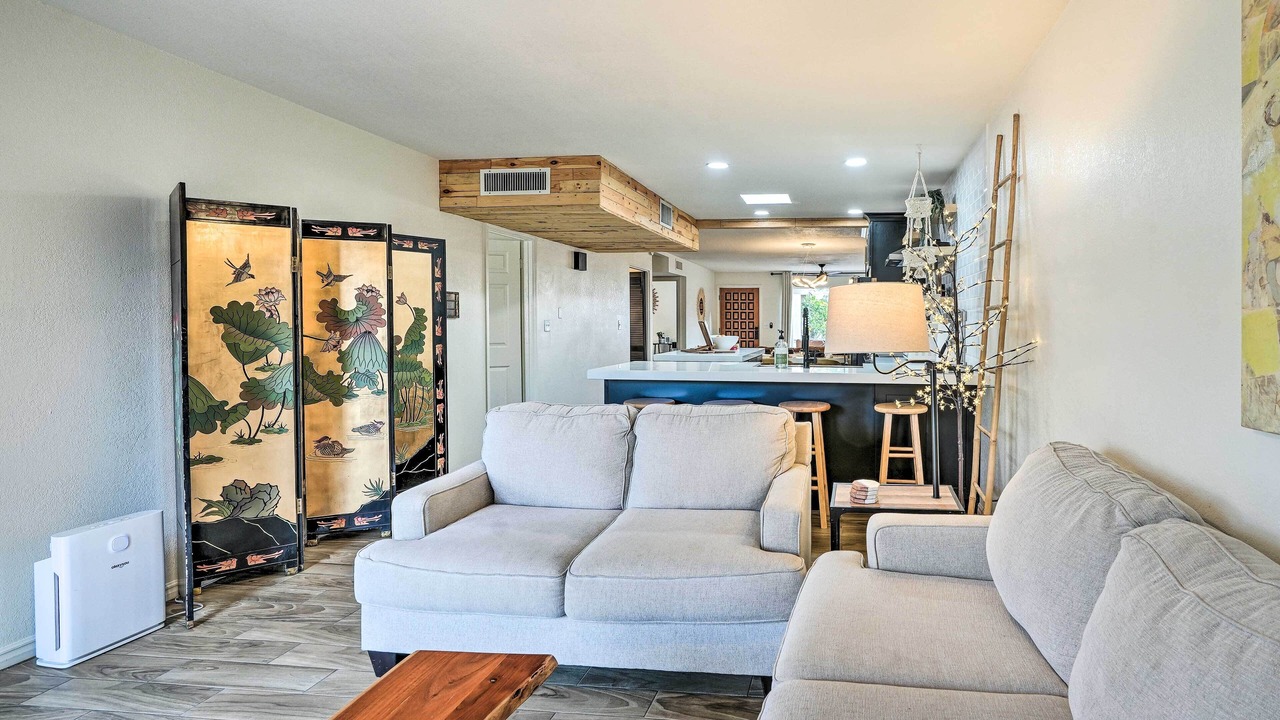 Photo of Livingroom in Litchfield Park