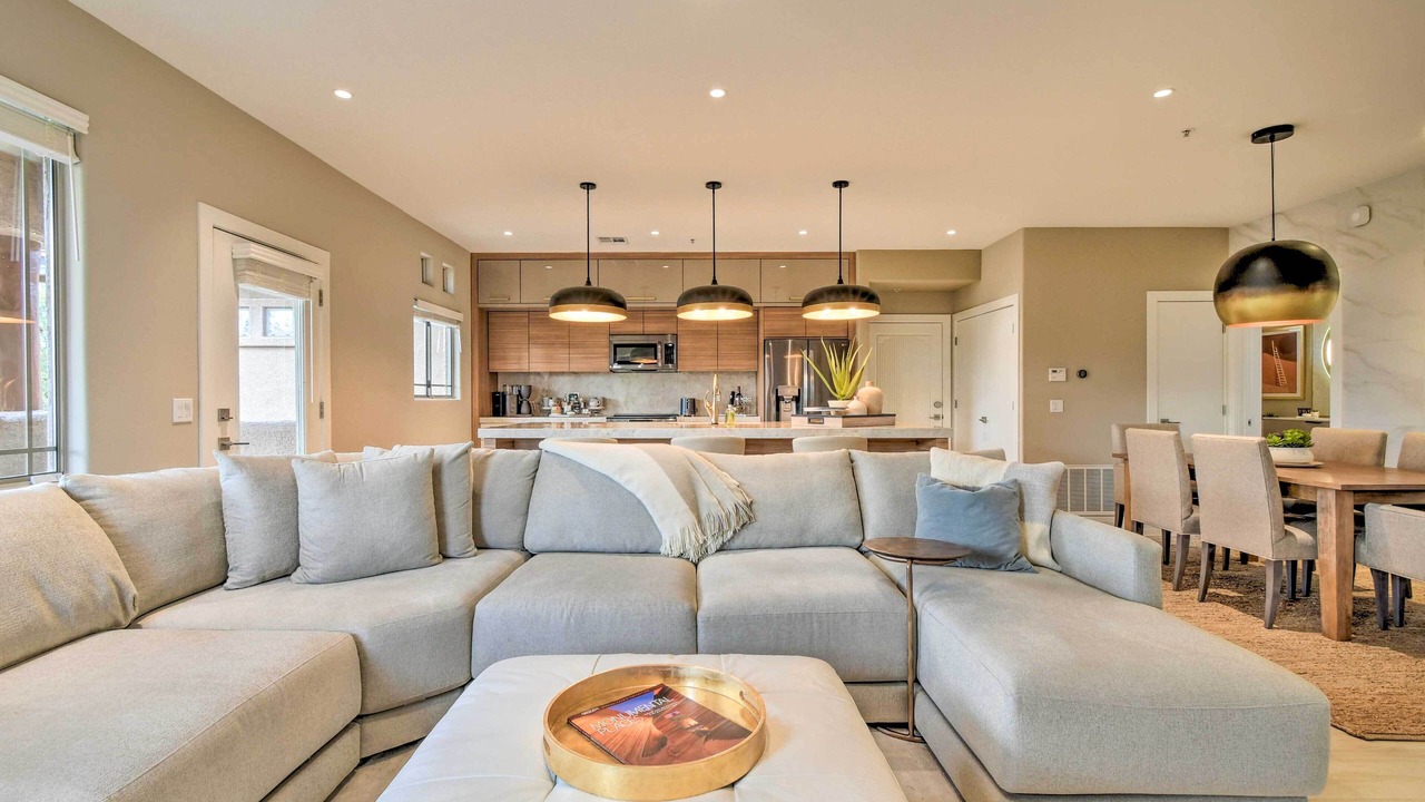 Photo of Livingroom in Central Scottsdale
