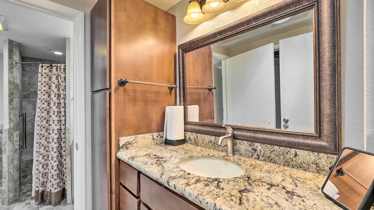 Photo of Bathroom in Village Grove