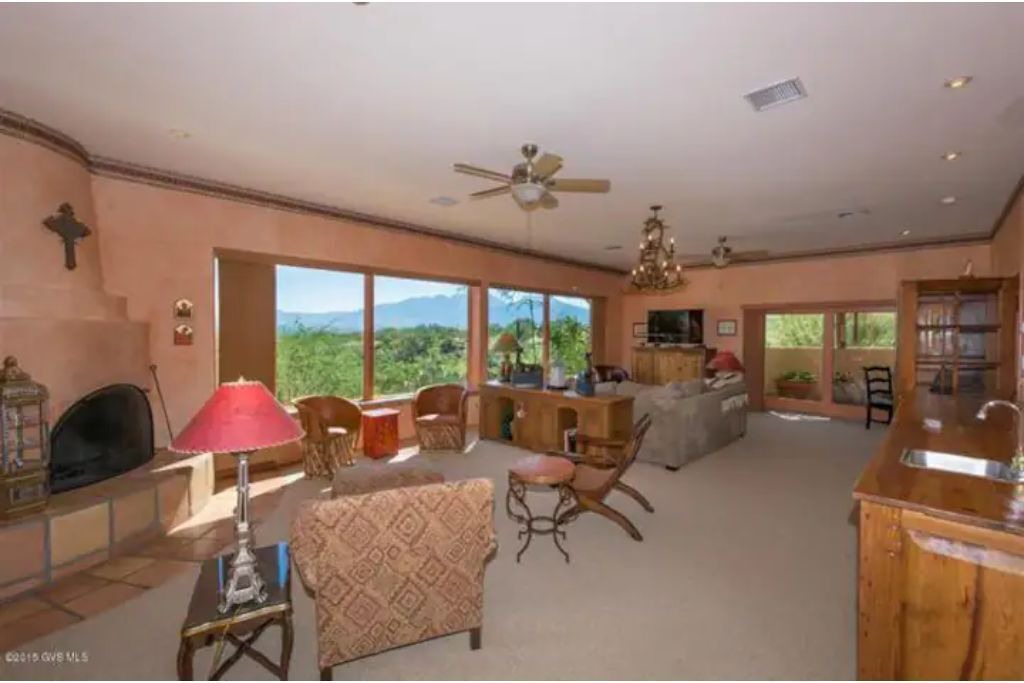 Photo of Livingroom in Montana Vista