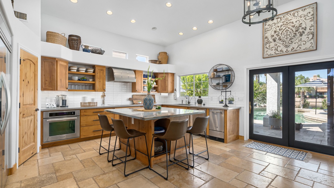Photo of Kitchen in Crystal Shores
