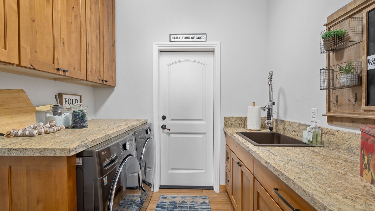 Photo of Kitchen in Crystal Shores