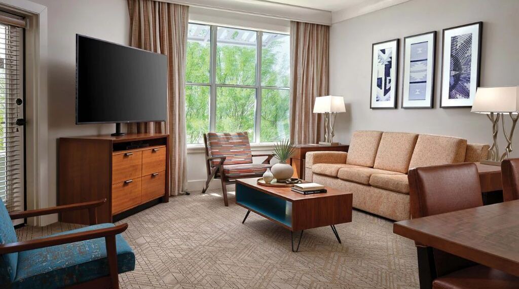 Photo of Livingroom in Desert Ridge