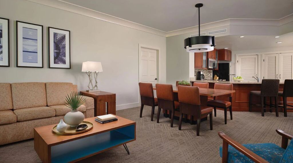 Photo of Livingroom in Desert Ridge