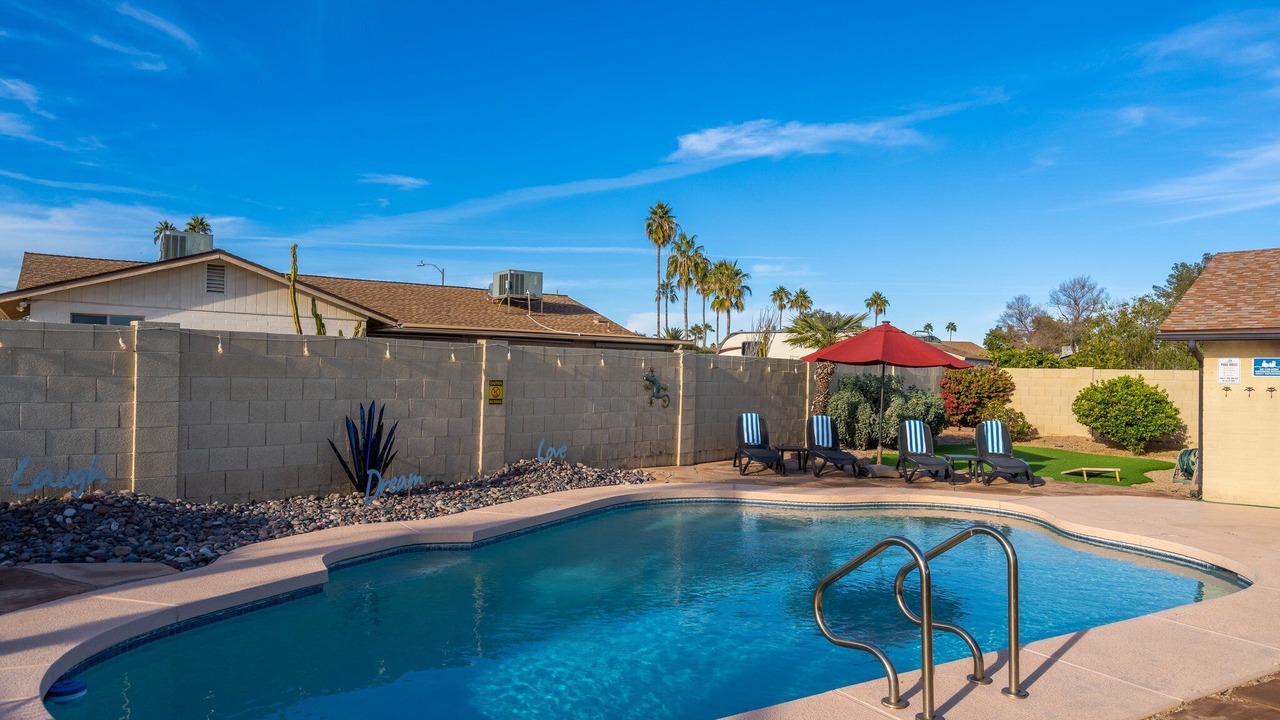 Photo of Outdoor in Covey