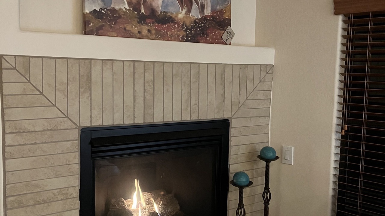 Photo of Livingroom in Desert Ridge