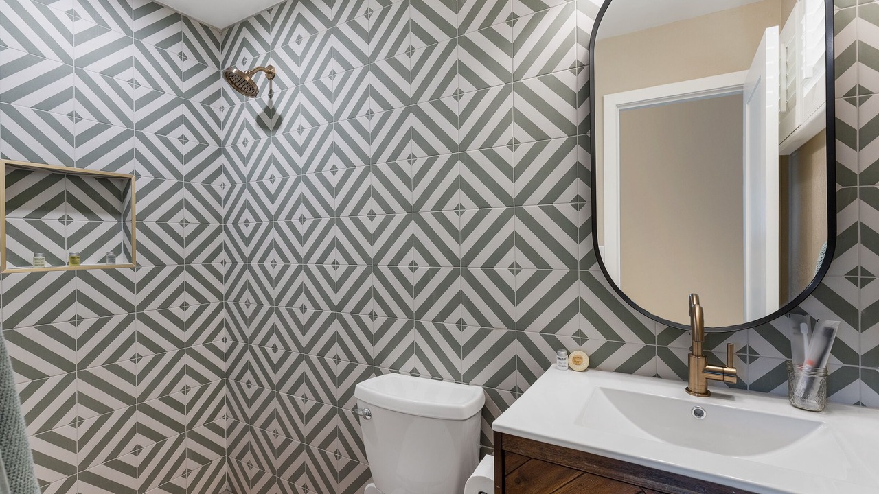 Photo of Bathroom in Village Grove