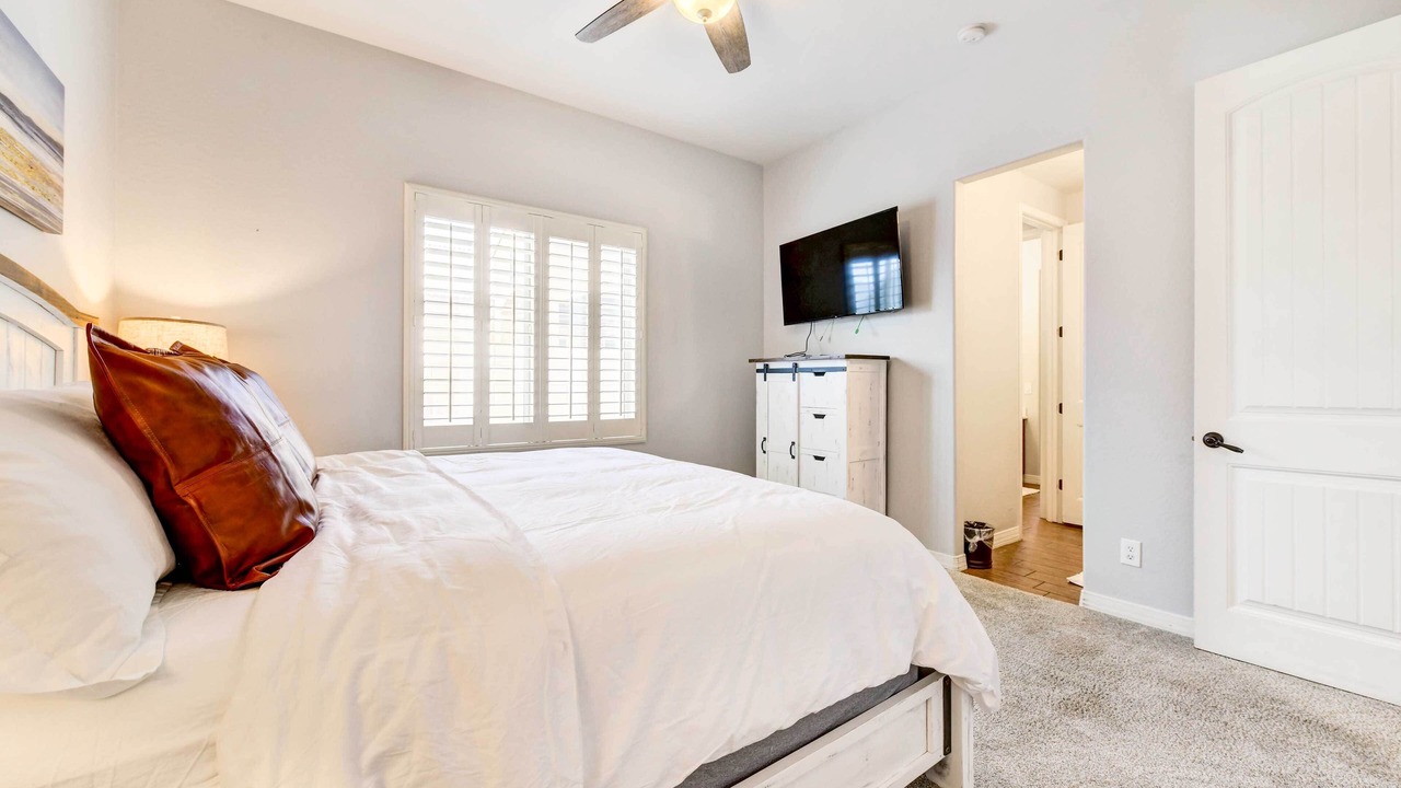 Photo of Bedroom in Queen Creek