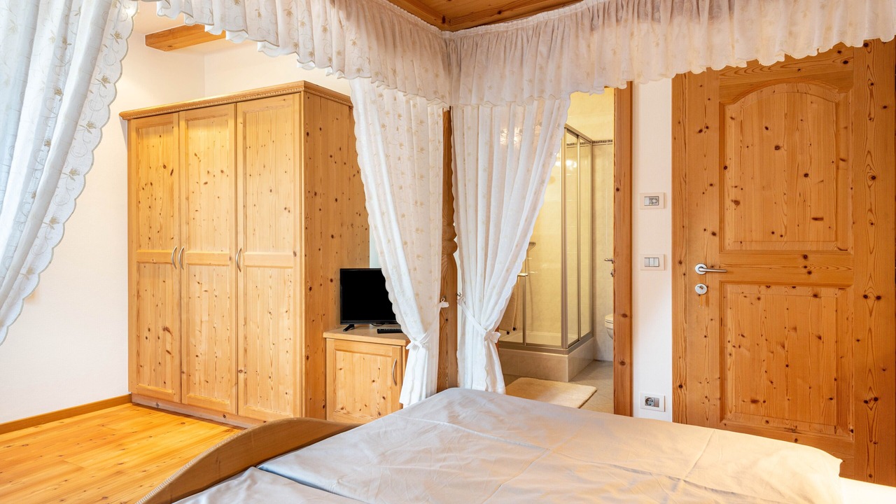 Photo of Bedroom in Lajen