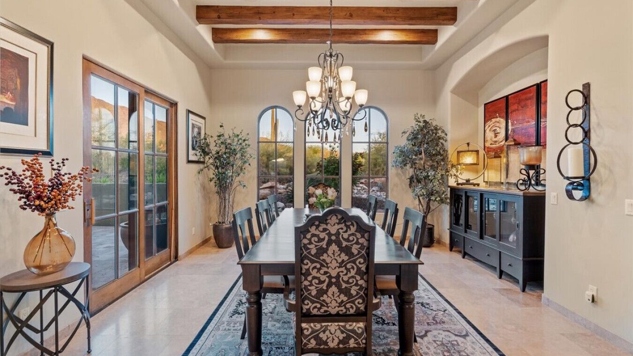 Photo of Livingroom in Canyon Ridge Estates