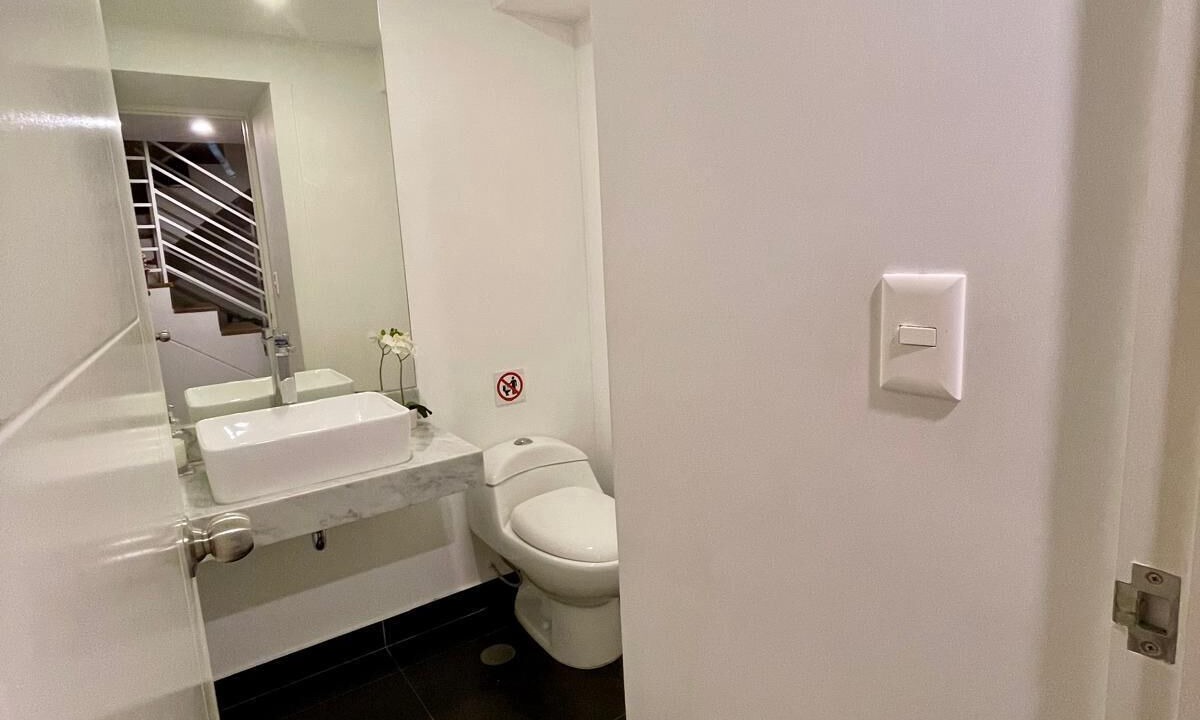 Photo of Bathroom in Leuro
