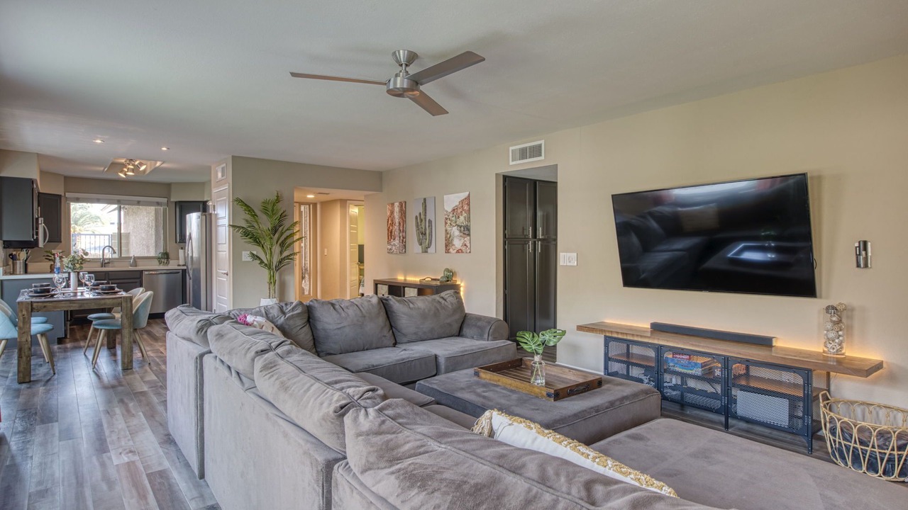 Photo of Livingroom in Ahwatukee Foothills