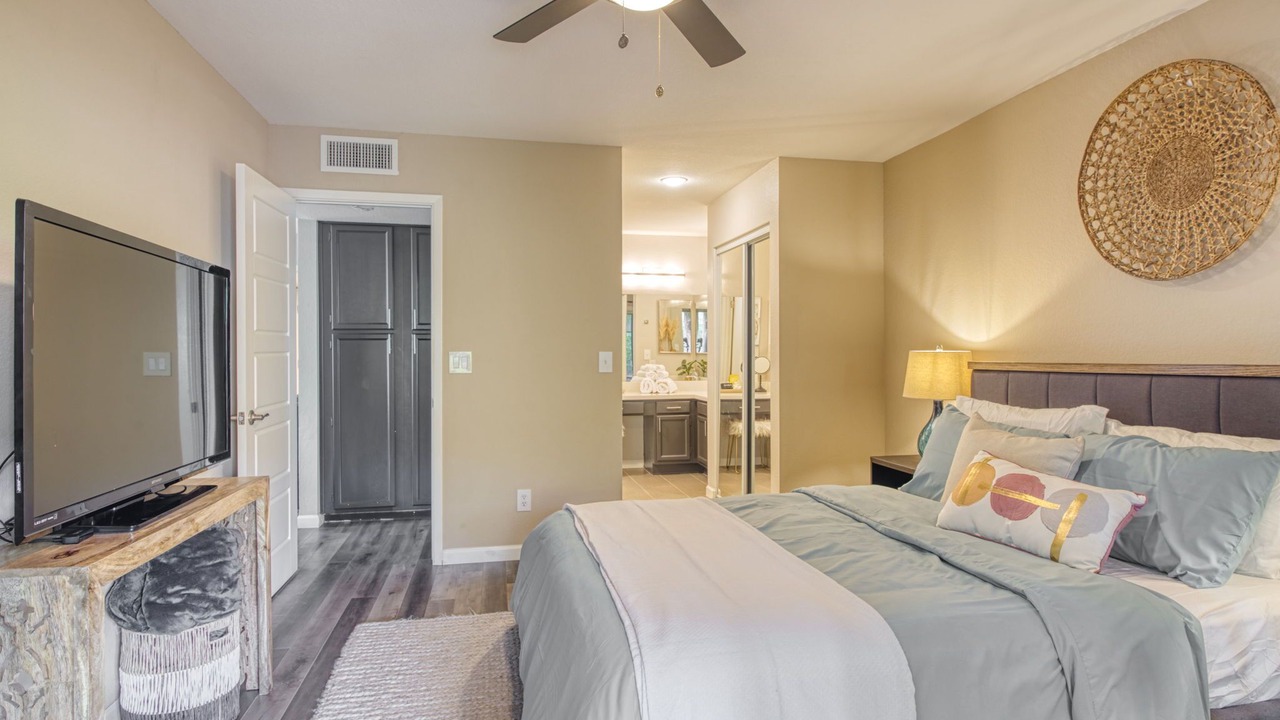 Photo of Bedroom in Ahwatukee Foothills