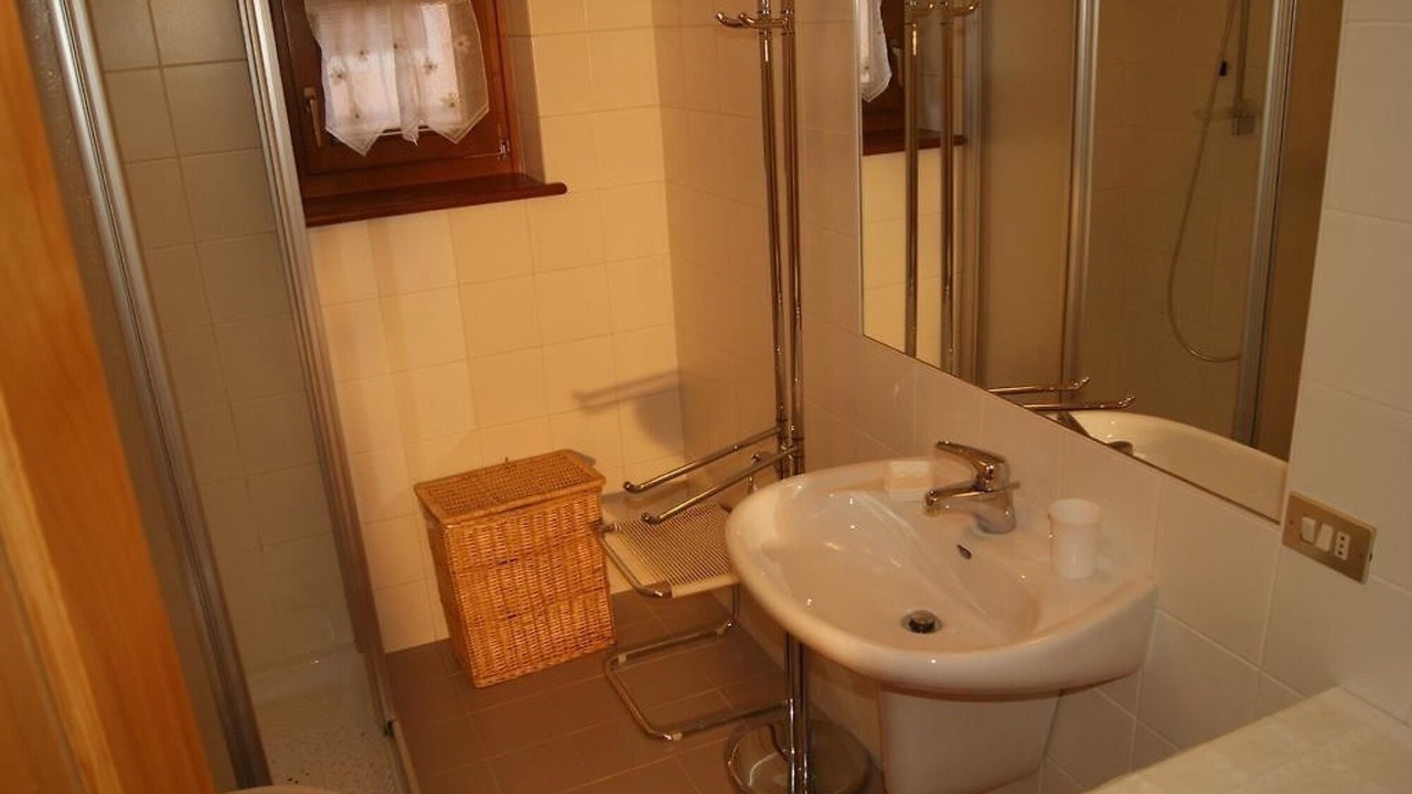 Photo of Bathroom in Moena