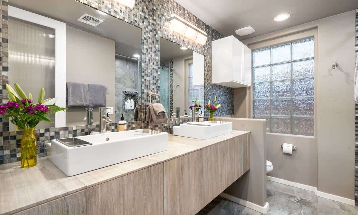 Photo of Bathroom in Trail West