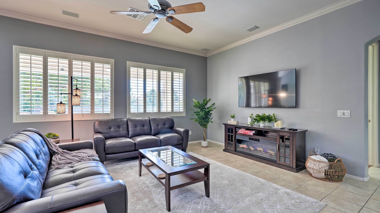 Photo of Livingroom in Rovey Farm Estates