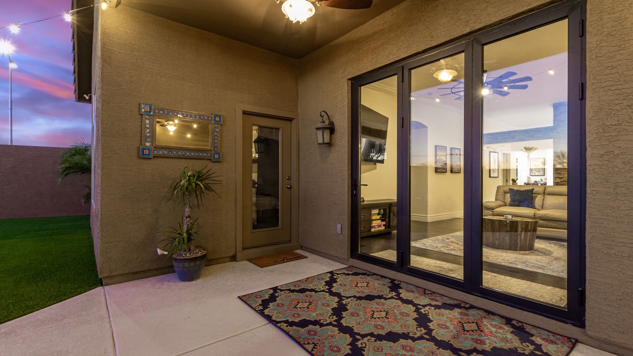 Photo of Patio Balcony in South Mountain