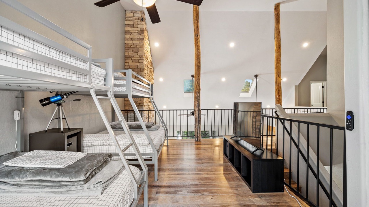 Photo of Bedroom in Heber