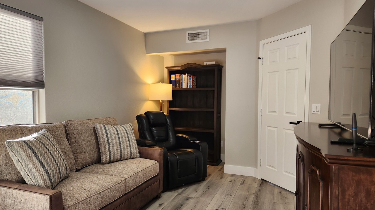 Photo of Livingroom in Chandler