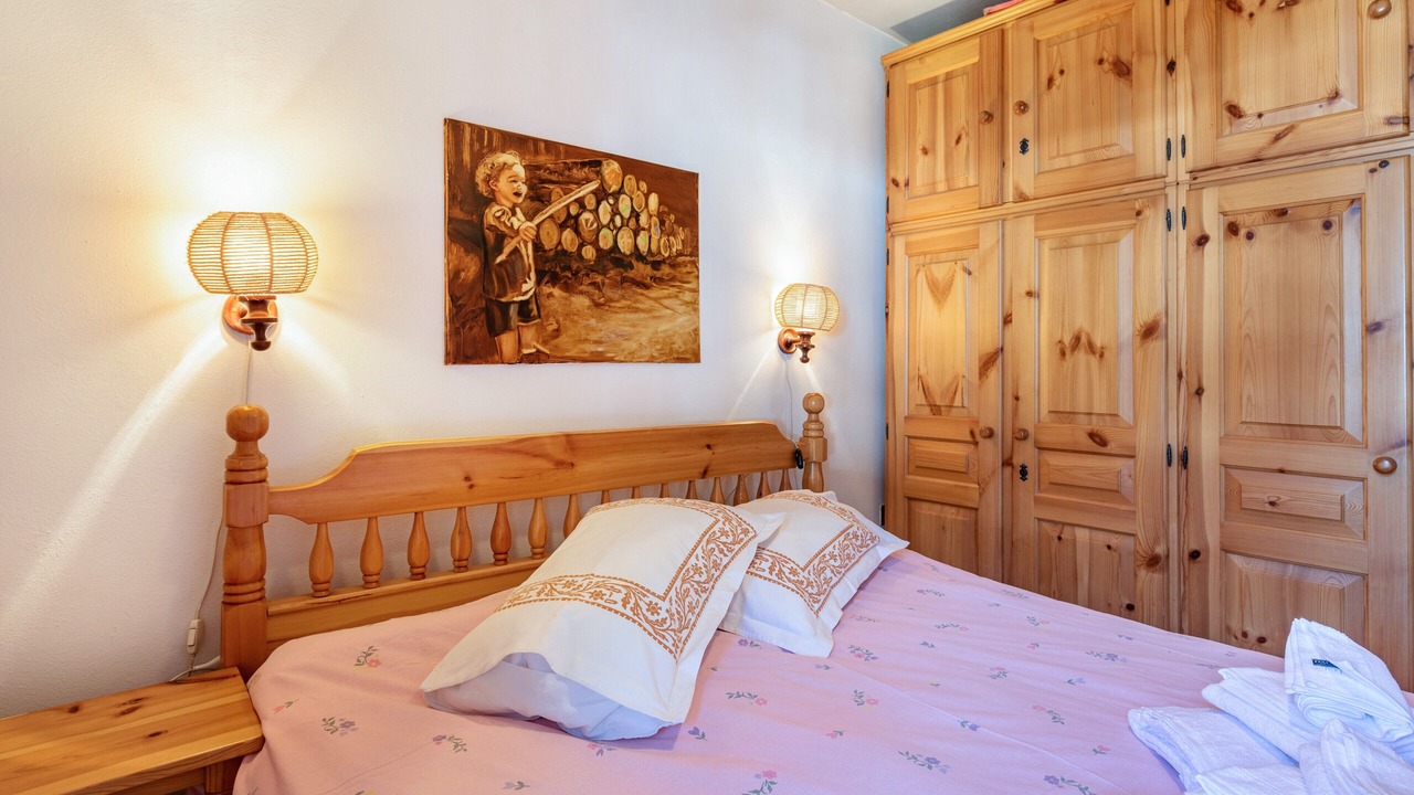 Photo of Bedroom in Pera