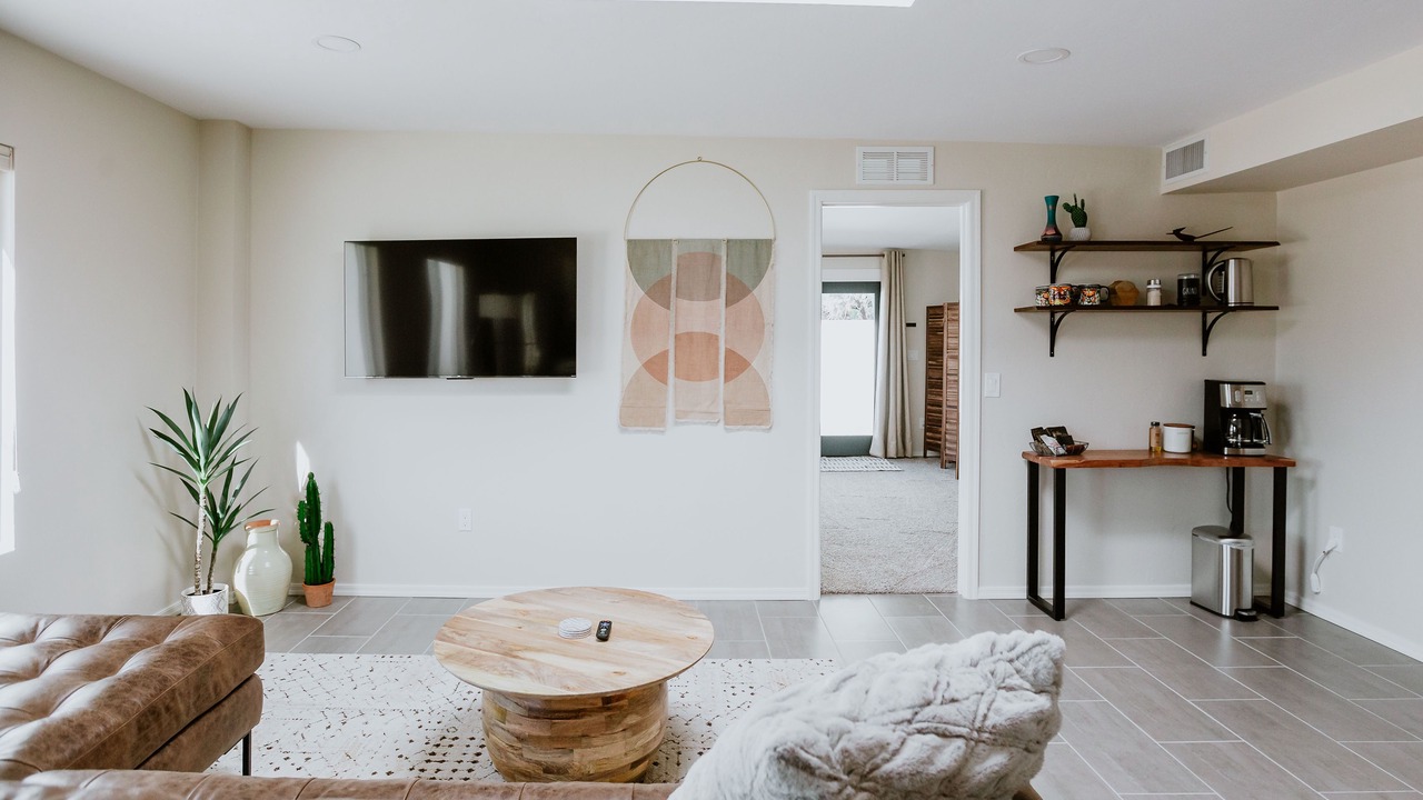 Photo of Livingroom in Oracle Heights Estates