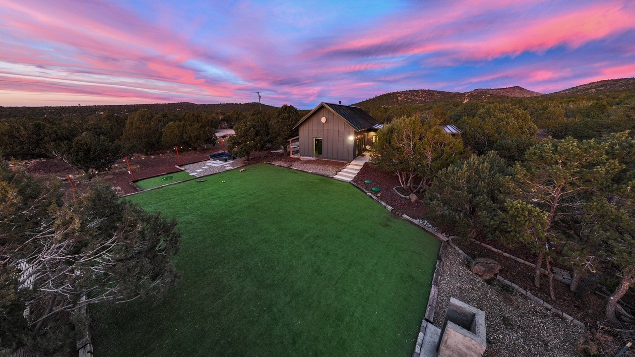 Photo of Outdoor in Williams