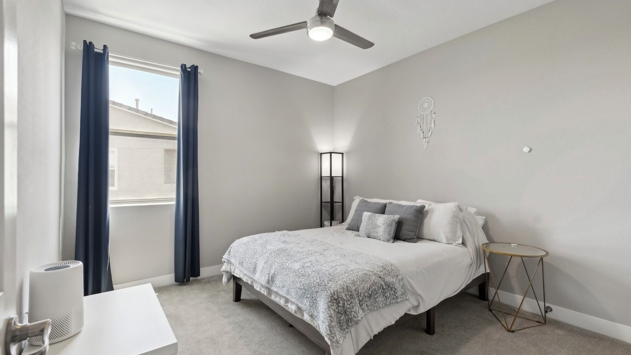 Photo of Bedroom in East Mesa