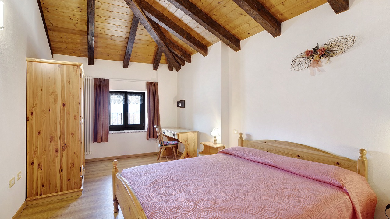 Photo of Bedroom in Sfruz