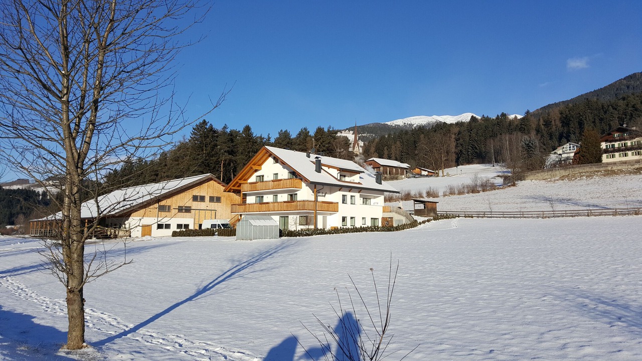Photo of Outdoor in Issengo