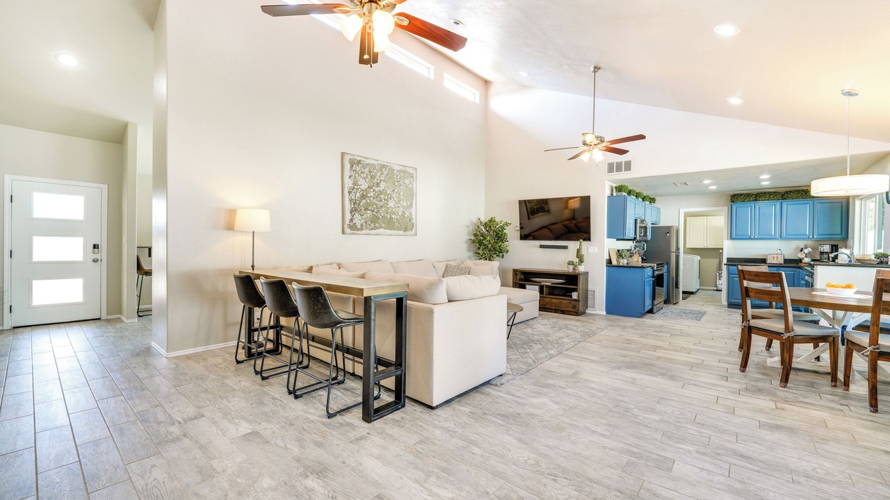 Photo of Livingroom in Chandler