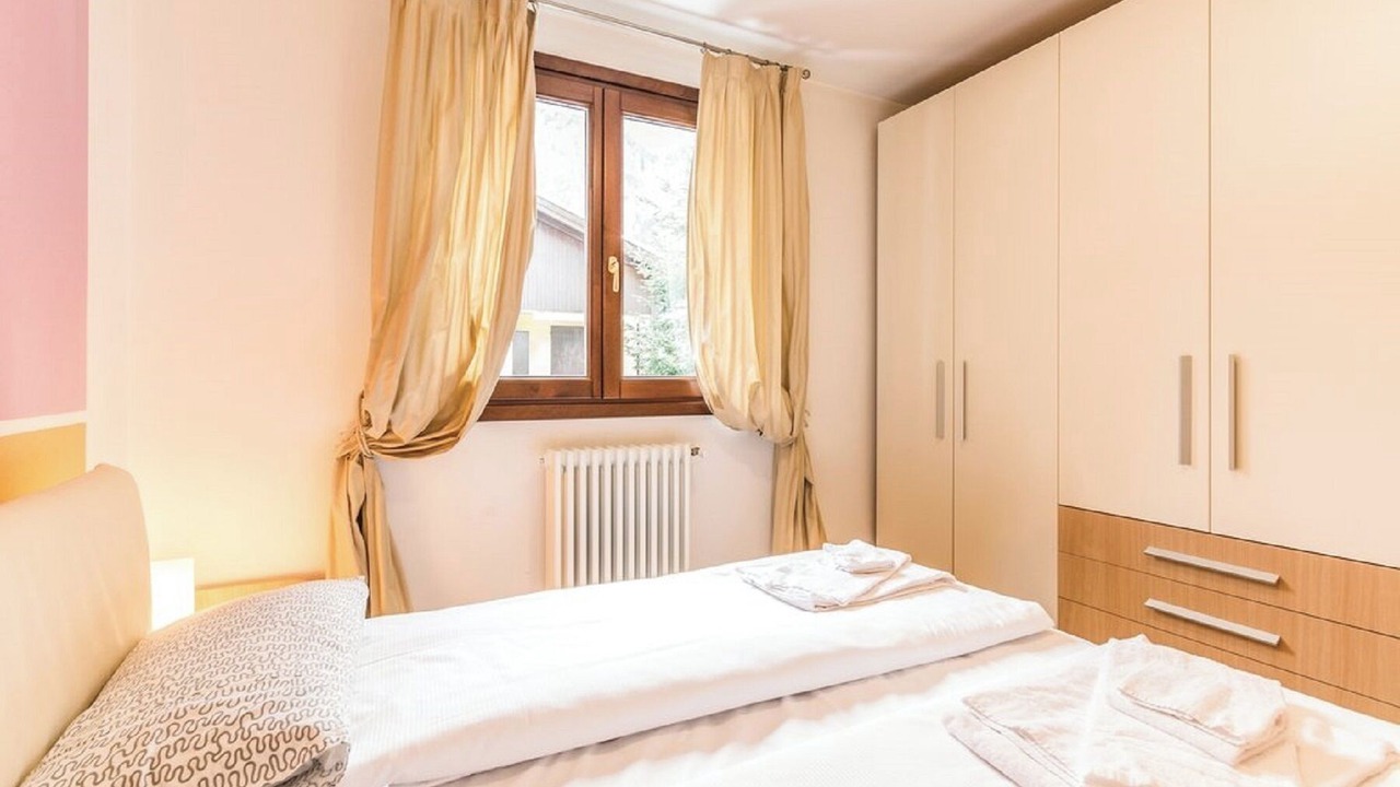 Photo of Bedroom in Carisolo