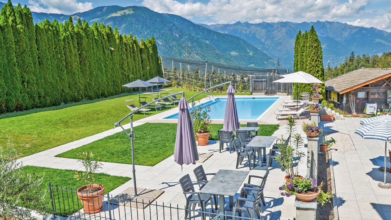 Photo of Outdoor in Lana